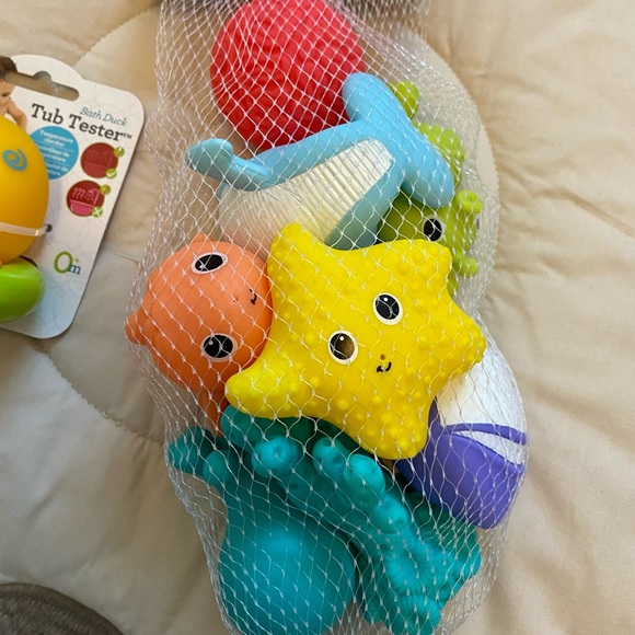 BATH TOYS & TUB TESTER - Picture 2 of 8